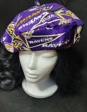Load image into Gallery viewer, Purple Beret

